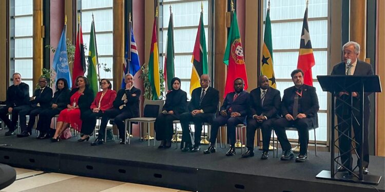 Guterres saúda criação de secção de livros em português na biblioteca da ONU 11 Guterres ONU