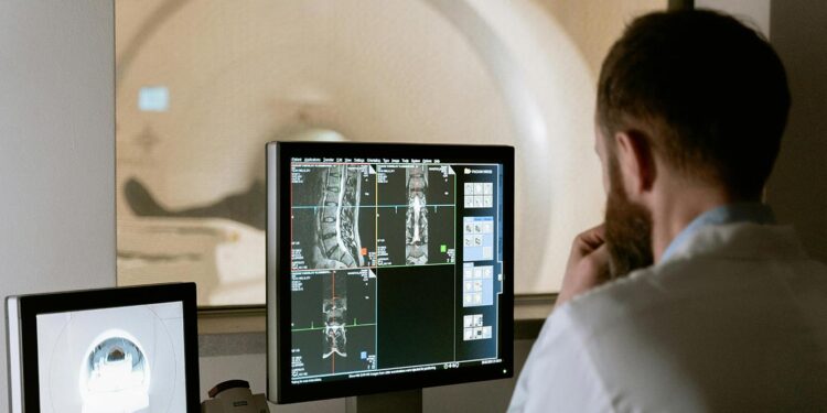 Comunidade Médica de Língua Portuguesa defende mobilidade de médicos na CPLP