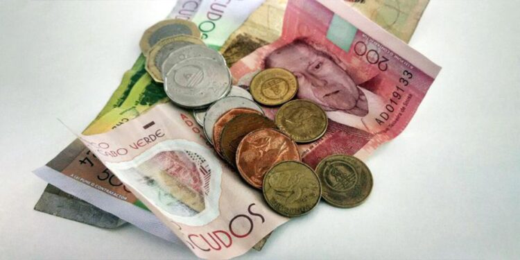 Remessas em divisas dos emigrantes cabo-verdianos desceram 4,3% em 2023 11 Remessas em divisas dos emigrantes cabo-verdianos desceram 4,3% em 2023