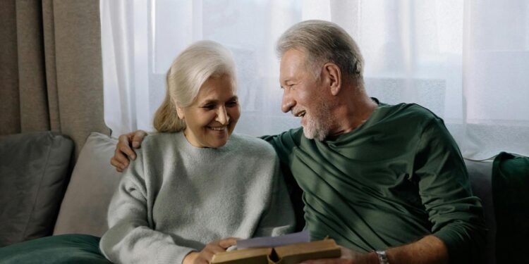 Esperança de vida no mundo aumentará quase cinco anos entre 2022 e 2050