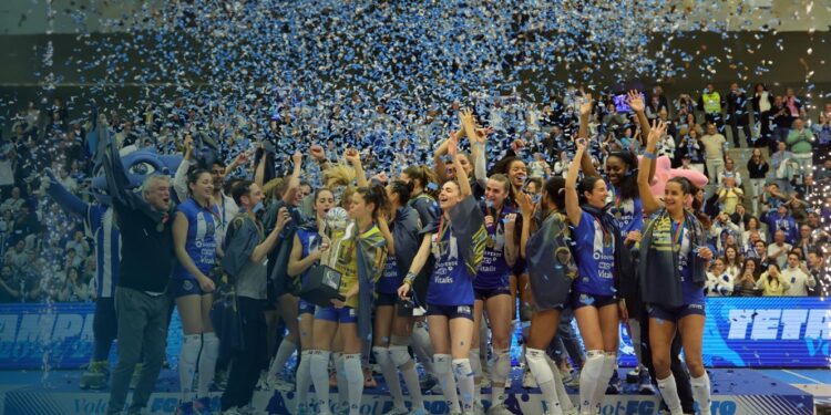 FC Porto sagrou-se tetracampeão de voleibol feminino 11 porto tetracampeão de voleibol feminino