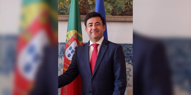 Secretário de Estado promete "todos os esforços" na integração de imigrantes 11 Nuno Sampaio