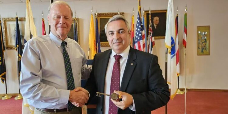 Presidente Ponta Delgada