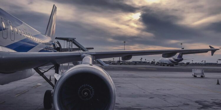 Turismo insiste em solução em Lisboa enquanto se espera por Alcochete 11 avião