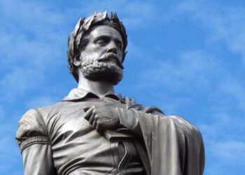 estatua de luis camoes