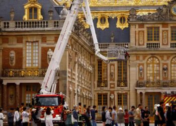 incendio palacio versalhes