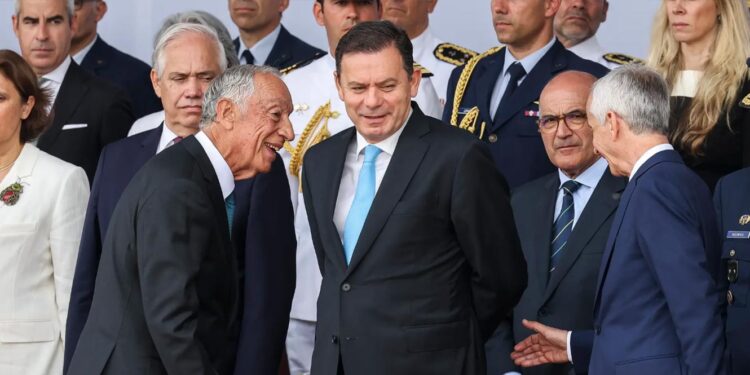 Montenegro evoca "garra lusitana" que inspira "a não desistir perante adversidades" 11 luis montenegro psd