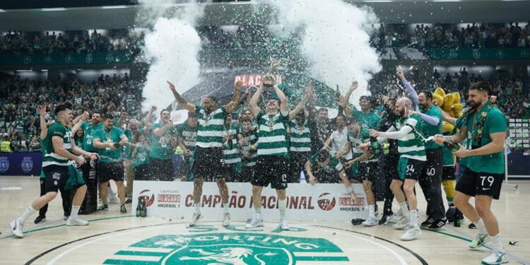 Sporting faz pleno em Andebol com a conquista dos três principais títulos 11 sporting andebol