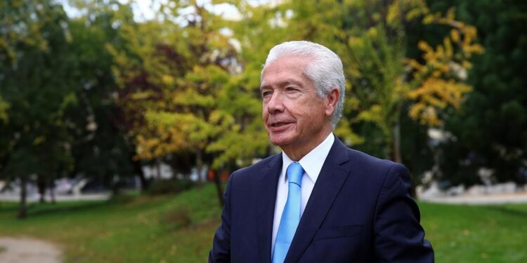 "Portugal sem imigração fecha" avisa presidente da Cruz Vermelha 11 António Saraiva