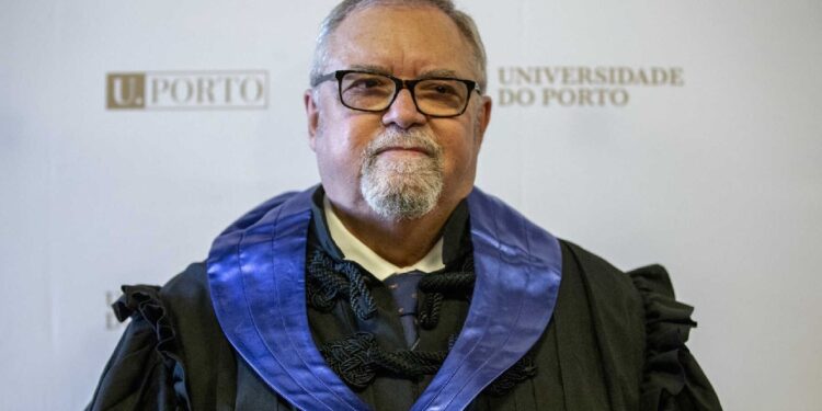 Mário Cláudio vence Prémio Lusofonia Guerra Junqueiro 2023 11 Mário Cláudio vence Prémio Lusofonia Guerra Junqueiro 2023