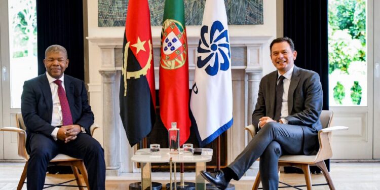 Primeiro-ministro assume que cidadãos da CPLP têm “porta preferencial” de entrada em Portugal