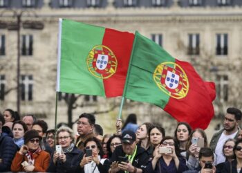 Integração leva emigrantes portugueses em França a votar na extrema-direita