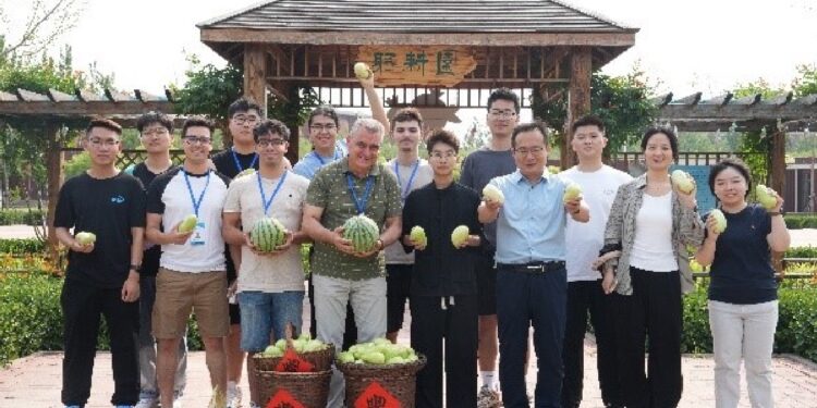 Professores e alunos da Oficina Luban em Portugal experienciam a cultura tradicional chinesa 11 Professores e alunos da Oficina Luban em Portugal experienciam a cultura tradicional chinesa