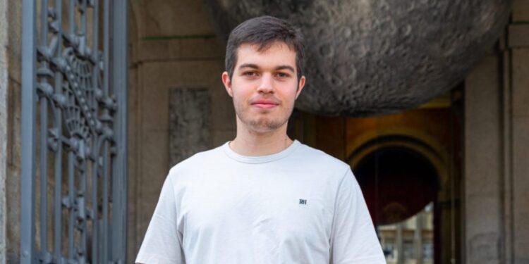 Aluno de Ermesinde ‘rebentou a escala’ e entrou em Matemática na Universidade do Porto