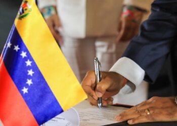 Governo português a "acompanhar com toda a atenção" eleições na Venezuela