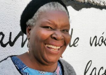 Escritora moçambicana Paulina Chiziane premiada pela Forbes África Lusofonia