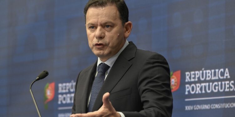 França? "Não há razão para alarme generalizado, vamos aguardar" 11 França? "Não há razão para alarme generalizado, vamos aguardar"