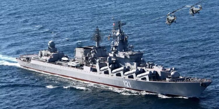 Frota de navios militares russos chega à Venezuela para "marcar presença"