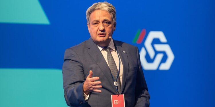 Imigrantes? "Obviamente que precisamos", diz presidente da CE da CGD