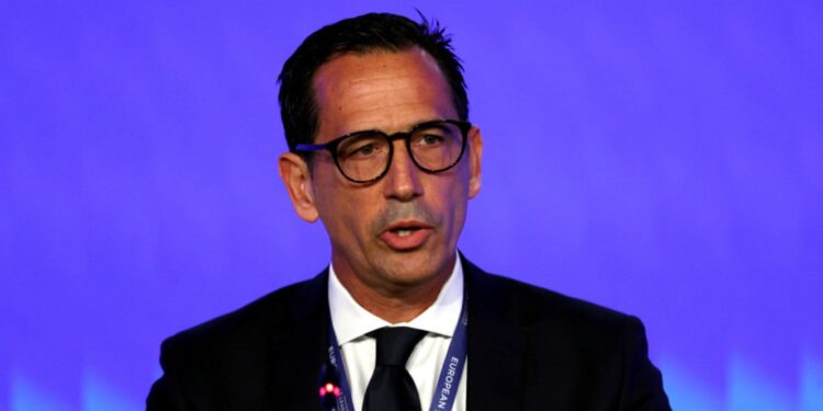 Liga reúne com o Governo para discutir nova lei da imigração no desporto