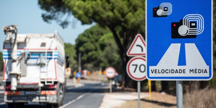 Saiba onde estão os 25 novos radares nas estradas portuguesas