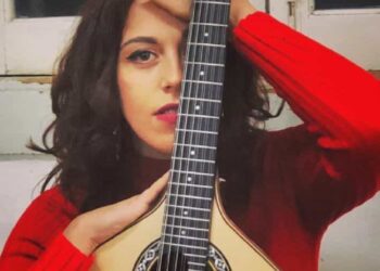 Sara Correia e António Pinto Basto no Festival Caixa Fado em Angola