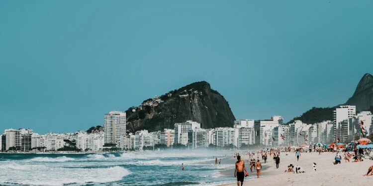 Brasil regista receita recorde com turismo internacional no 1.º semestre 11 Brasil regista receita recorde com turismo internacional no 1.º semestre