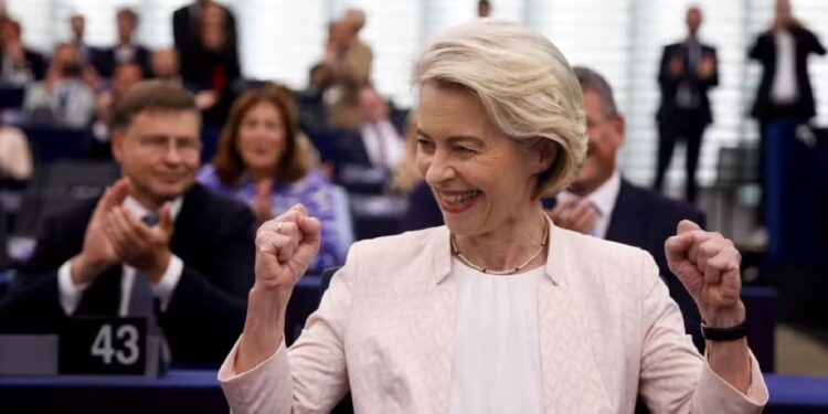 Eurodeputados portugueses reagem à reeleição de von der Leyen