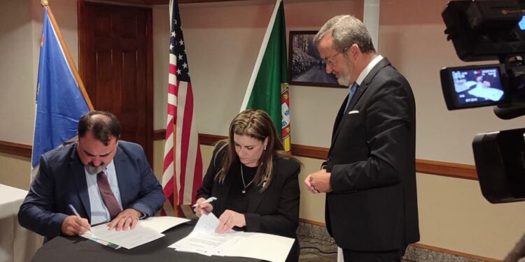 Governo dos Açores e PALCUS garantem cooperação nos Estados Unidos