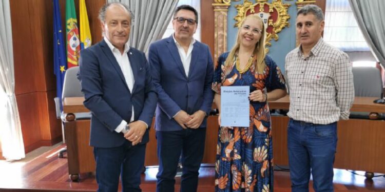 Câmara Municipal de Esposende reforça laços com comunidade portuguesa no Rio de Janeiro