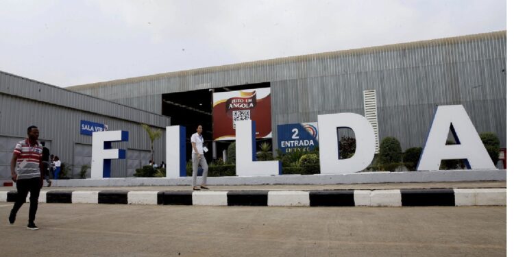 Feira Internacional de Luanda com 1.771 empresas, 22 delas portuguesas 11 Feira Internacional de Luanda com 1.771 empresas, 22 delas portuguesas