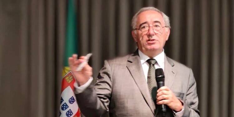 Movimento associativo nas comunidades portuguesas atrai poucos jovens