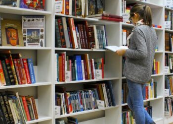 Mais de 130 obras em língua portuguesa vão ter apoio à tradução