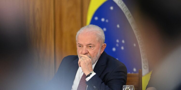 Presidente chileno recebe Lula em visita após eleições venezuelanas