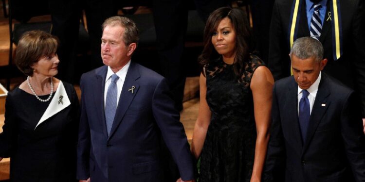 Obama e Bush vão juntar-se para comemoração dos 250 anos dos EUA 11 Obama e Bush vão juntar-se para comemoração dos 250 anos dos EUA