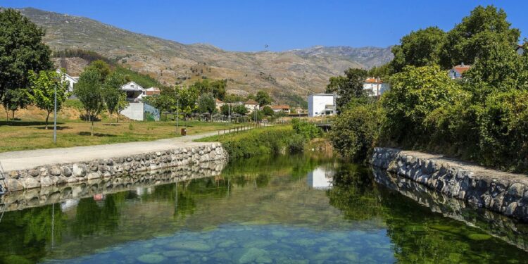 Praia fluvial de Unhais da Serra é o local mais refrescante da Serra da Estrela