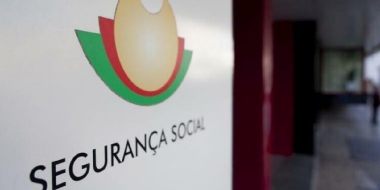 Recebeu uma mensagem com remetente 'Seg-social'? Atenção, pode ser burla