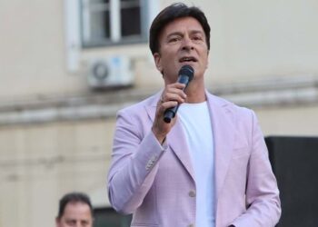 Festival da Saudade. Tony Carreira, Padre Borga a Joana Amendoeira atuam em Fátima para emigrantes