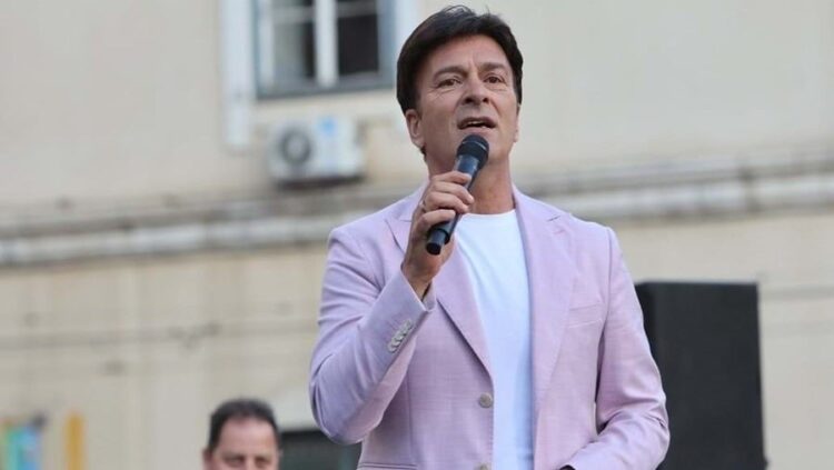 Festival da Saudade. Tony Carreira, Padre Borga a Joana Amendoeira atuam em Fátima para emigrantes