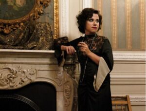 Cinco trajes icónicos de filmes inspirados pela cultura portuguesa