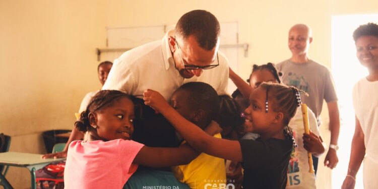 Cabo Verde: ano letivo arranca com 130 mil alunos e 7.500 professores