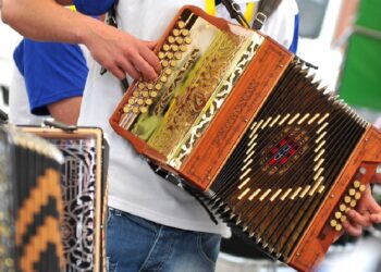 Mais de 600 músicos no Encontro de Concertina da Barrenta em Porto de Mós