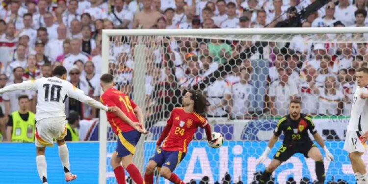 Espanha beneficiada num dos lances mais polémicos do Euro