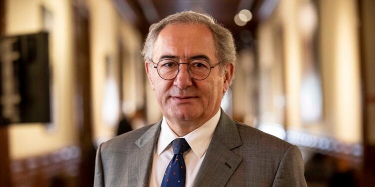 Secretário das Comunidades visita portugueses e lusodescendentes no Rio de Janeiro