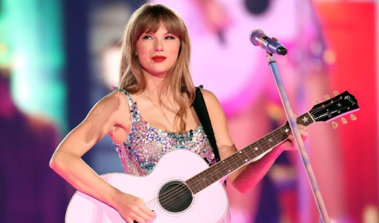 EUA: Taylor Swift apoiou Kamala e Trump não gostou: "Não sou fã dela. Ela vai pagar" 11 EUA: Taylor Swift apoiou Kamala e Trump não gostou: "Não sou fã dela. Ela vai pagar"