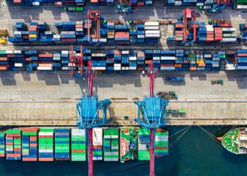 Trocas comerciais da China com PALOP sobem 22% para 12,3 mil milhões