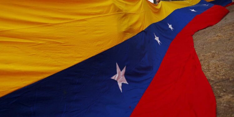 Oposição pede libertação de preso político lusodescendente Williams Dávila