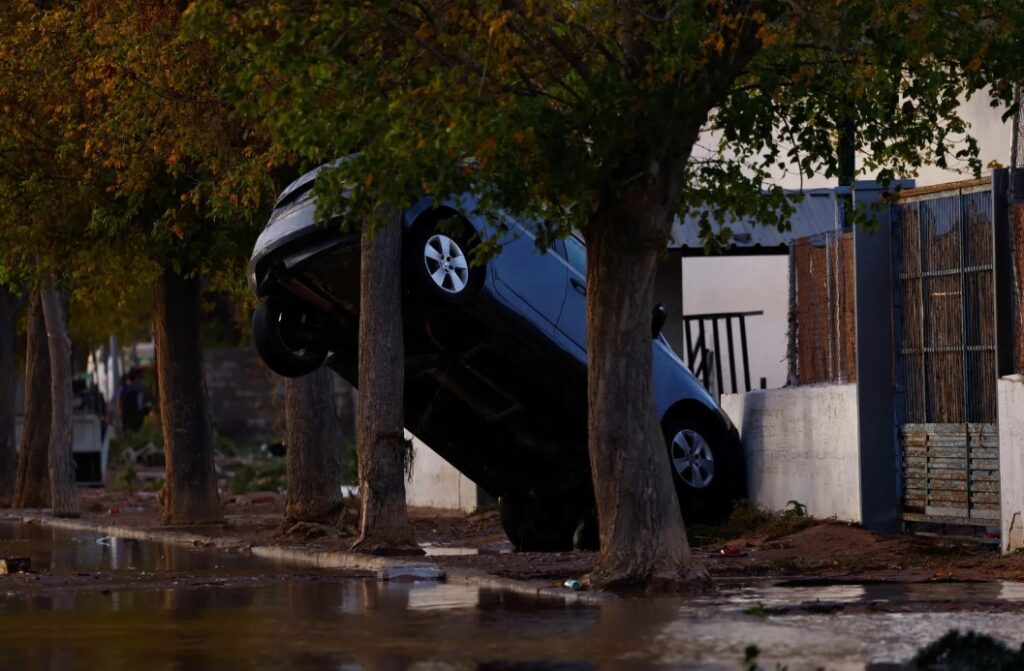 Casas inundadas e carros destruídos. As imagens do temporal em Espanha