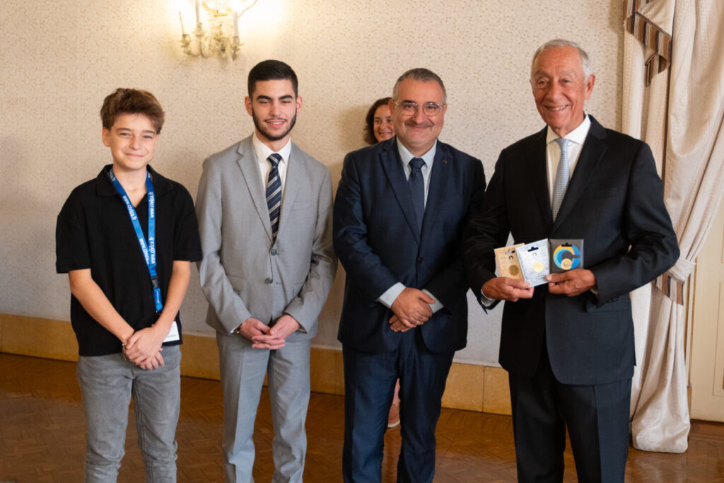 Autarcas de origem portuguesa eleitos em França recebidos em Belém (com fotos)