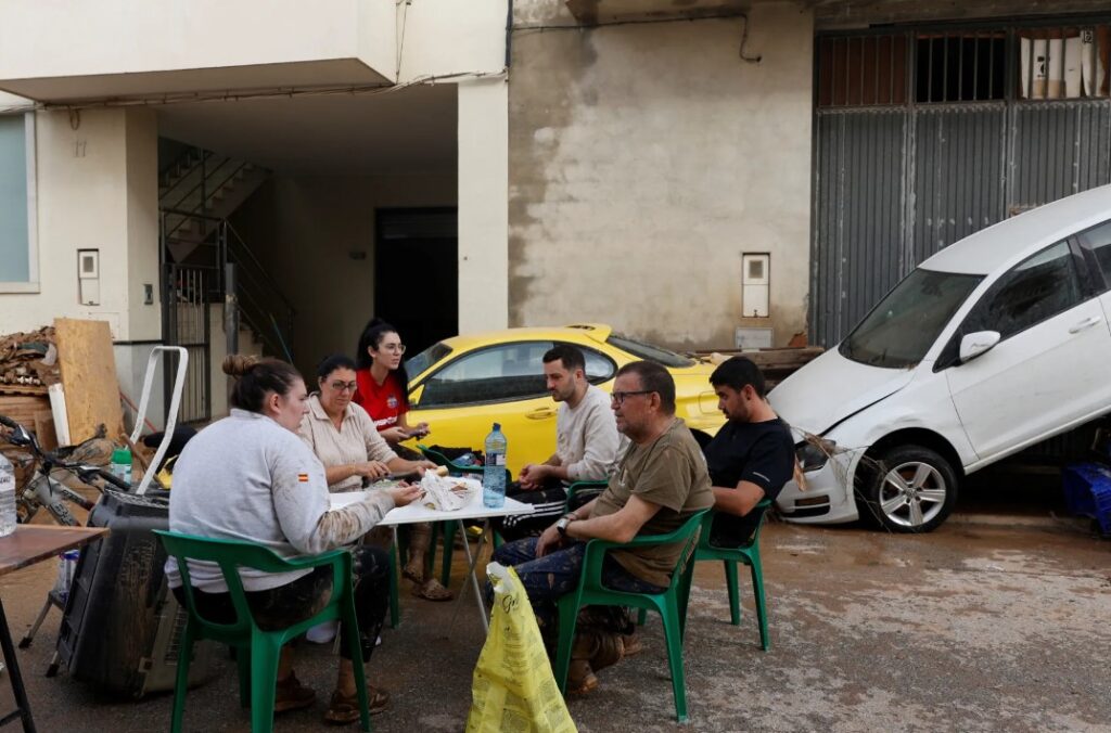 Casas inundadas e carros destruídos. As imagens do temporal em Espanha